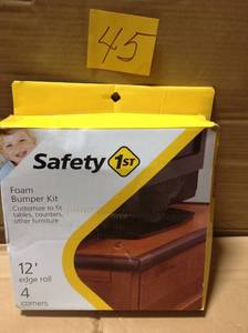 lot 45 image: Safety 1st Foam Bumper Kit (5-Piece) not used