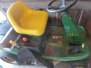 John Deere 13hp Rear Engine Mower