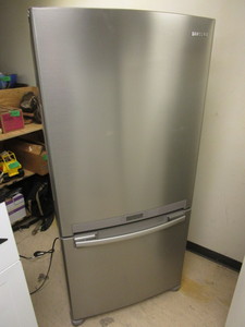 lot 405 image: SAMSUNG TWIN COOLING REFRIGERATOR