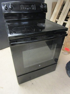 lot 408 image: GE ELECTRIC STOVE