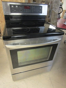 lot 409 image: LG ELECTRIC STOVE