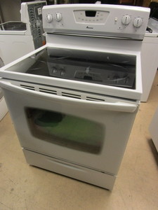 lot 410 image: AMANA ELECTRIC STOVE