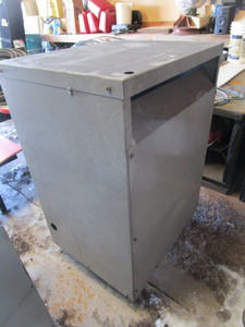 lot 9 image: Federal Pacific Transformer