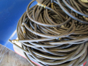 lot 13 image: Lot of Air Hoses