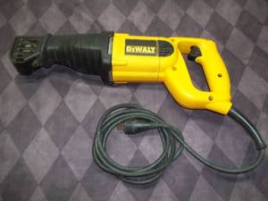 lot 25 image: Reciprocating Saw