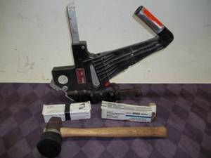 lot 27 image: Power Nailer