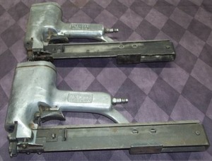 lot 32 image: Pneumatic Crown Stapler