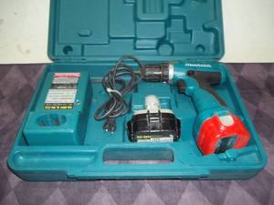 lot 41 image: Cordless Drill