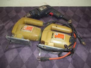 lot 266 image: Jigsaws and More