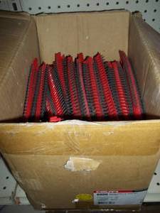 lot 318 image: Hilti Screws Strips
