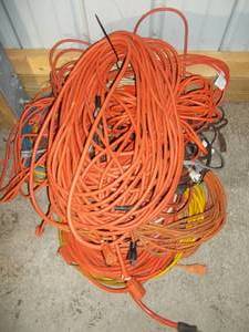 lot 353 image: Extensions Cords
