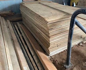 lot 1 image: Cam-Lock Forming System