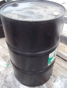 lot 283 image: Barrel of 75W-90 Gear Oil