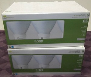 lot 52 image: Flood Lights