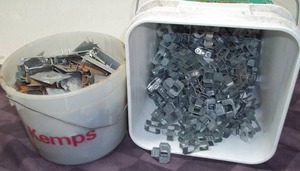 lot 85 image: Retainer Clips