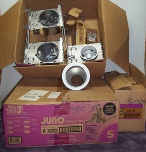 lot 113 image: Down Lights