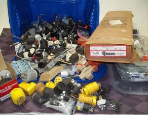 lot 123 image: Assorted Electrical Supplies