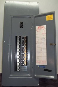 lot 124 image: 200 Amp Service Box
