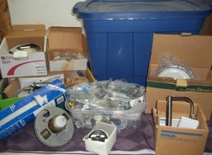 lot 140 image: Assorted Plumbing Supplies