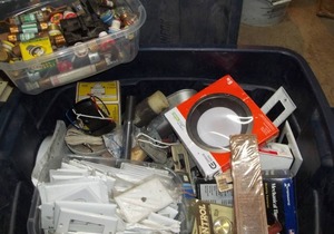 lot 142 image: Assorted Lighting and Electrical