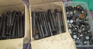lot 163 image: Large Nuts and Bolts
