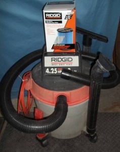 lot 50 image: WetDry Vac