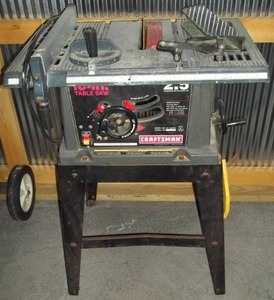 lot 6 image: Table Saw with Stand