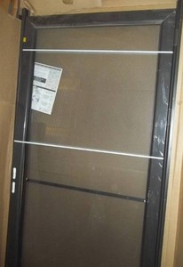 lot 212 image: Storm Door