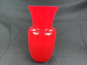 lot 13 image: Large Glass Red Vase