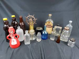 lot 18 image: Large Collection of Small Old Bottles