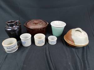lot 33 image: Lot of Crockery and Stoneware