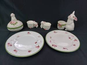 lot 41 image: Easter Avon Bunny Plates, Candle Holders, Trinket Box