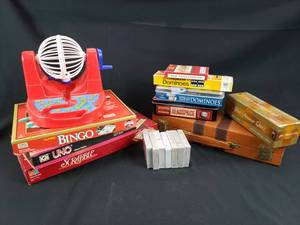 lot 51 image: Bingo, Dominoes, Cards