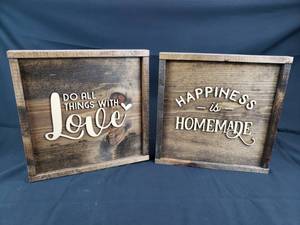 lot 60 image: Decorative Wood Crafts Inspirational Sign