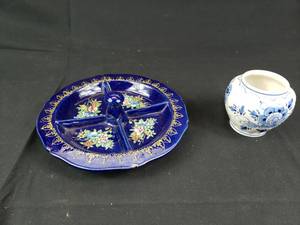 lot 72 image: Japanese and Delft Collectibles