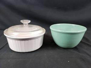 lot 79 image: Baking Dish and Flower Pot