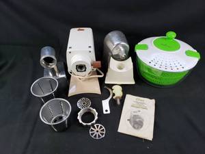 lot 82 image: Oster Slicer, Shredder and Salad Spinner