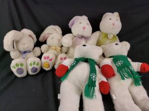 lot 53 image: Easter Bunnys and Christmas Teddy Bears