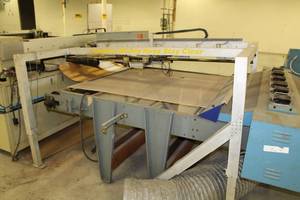 lot 1A image: Durable Vacuum Take-Off Table