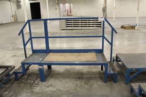 lot 10 image: Commercial Metal Steps with Platform, Handrails