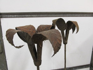 lot 261 image: Pair of Vintage Hollywood Regency Sculptural Metal Candle Stands