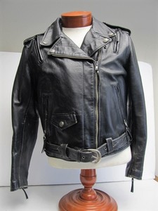 lot 137 image: HARLEY DAVIDSON Womens Genuine Leather Motorcycle Jacket 