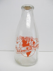 lot 65 image: Vintage Hi Acre Farms Dairy Milk Bottle