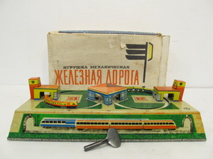 lot 105 image: Vintage Russian Tin Train Toy wOriginal Box