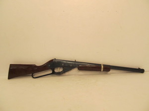 lot 107 image: Vintage DAISY Model 83 BB Gun