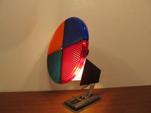 lot 115 image: Working Vintage PENETRAY Multi Color Motorized Christmas Tree Color Wheel