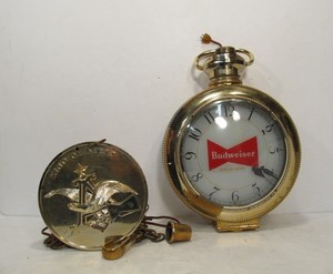lot 118 image: Vintage 1950s BUDWEISER Advertising Beer Clock 