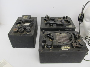 lot 153 image: Rare Vintage CIASpecial Forces RS-1 Portable Radio Station