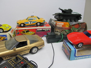 lot 154 image: Lot of Vintage Remote Control etc Toy Cars & Tank