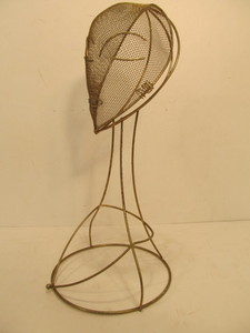 lot 146 image: Vintage Mid Century Wire Head SculptureDisplay